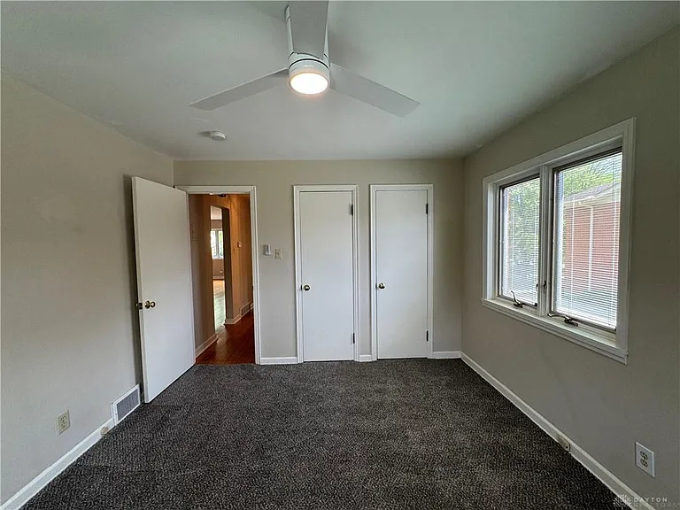 440 Lonsdale Ave #1 — Photo 11