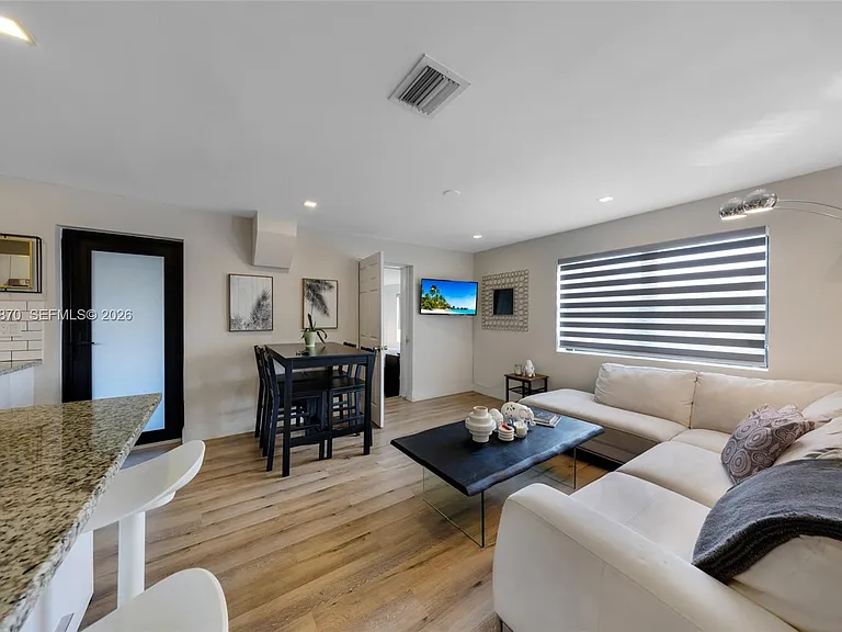 5612 NW 11th Ave — Photo 5
