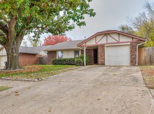 3305 Caddo Ln, Norman, OK 73072