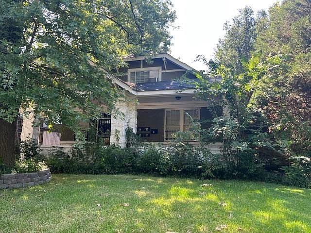 2nd image of 1261 Central Ave