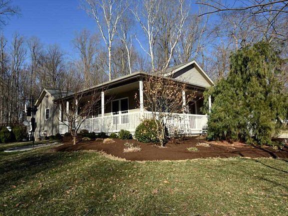 4th image of 6936 W Walker Ln