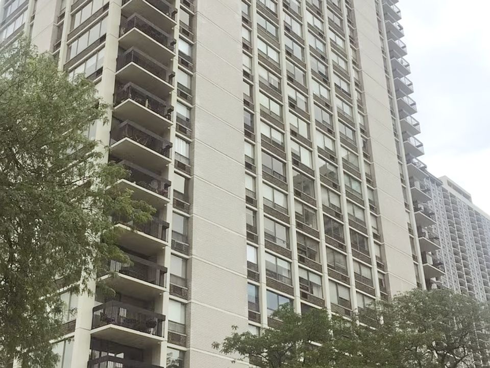 1st image of 1455 N Sandburg Ter #203