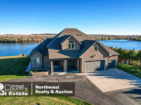 18 Idlewild Dr, Nashua, MT 59248