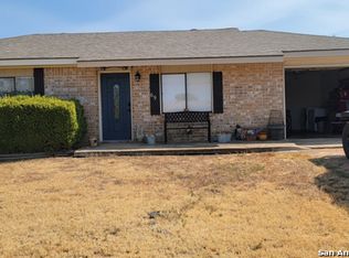 69 Quail Run, Harper, TX 78631