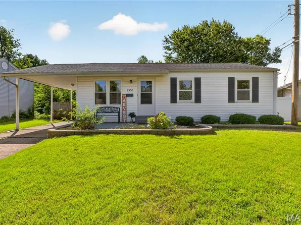 2530 Grants Pkwy, Florissant, MO 63031