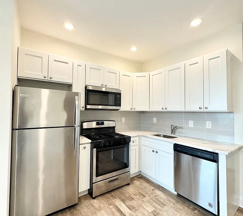 2331-33 N 33rd St. - DPD 6215