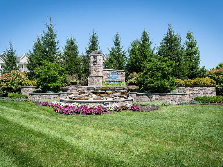 Rivington landscape is a beautiful mix of perennials and season annuals bordering miles of sidewalks.