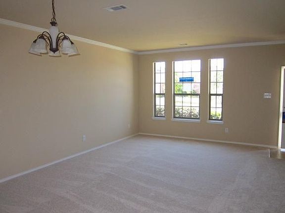 4th image of 296 Big Bear Dr