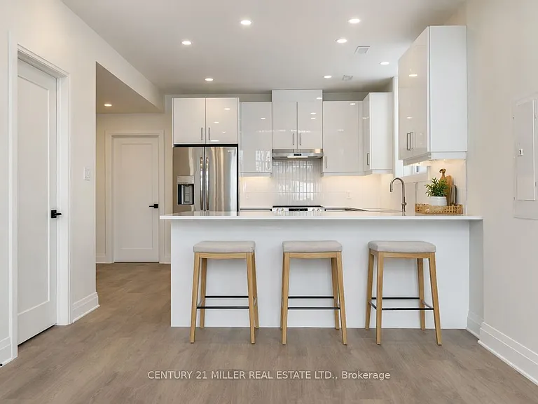 153 Richardson St #B — Photo 5
