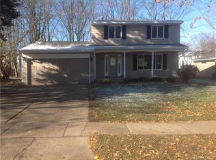 410 Holland Rd, Flushing, MI 48433