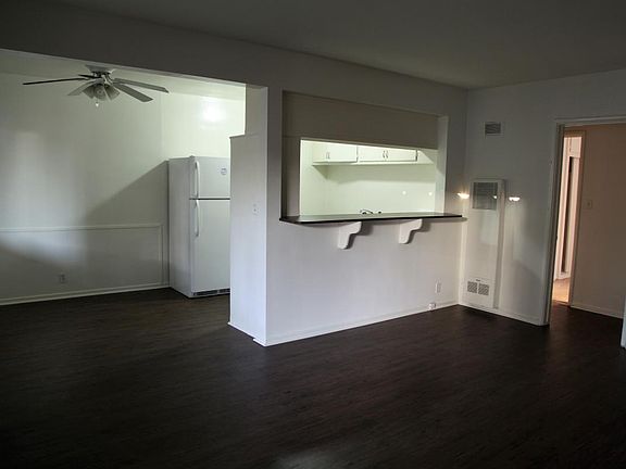 3rd image of 3246 Overland Ave APT 3