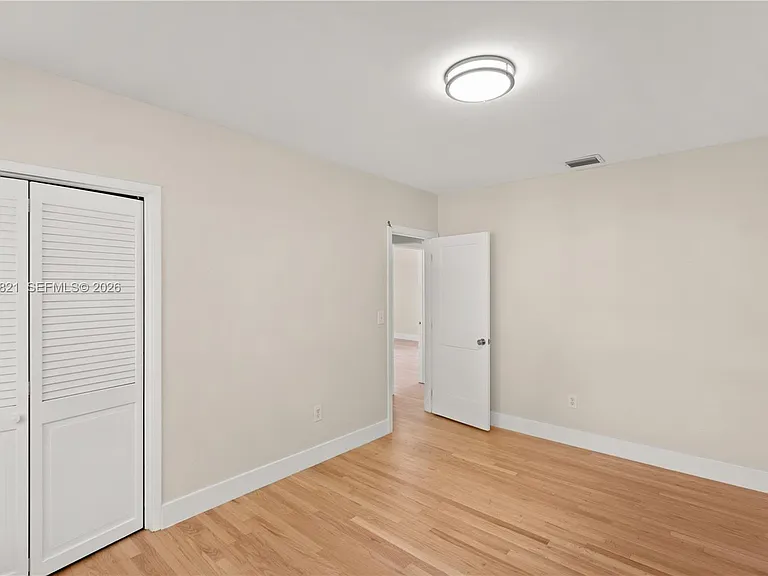 5614 San Vicente St — Photo 19