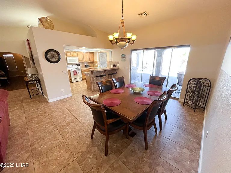 3185 Newport Dr — Photo 7