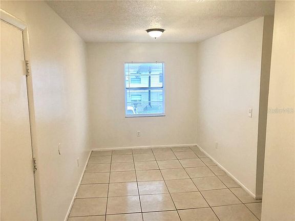 3rd image of 7210 N Manhattan Ave APT 1323