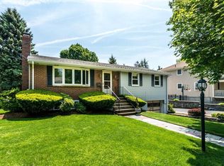 138 Kingston Rd, Waltham, MA 02451