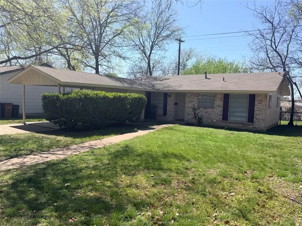 8520 Woodstone Dr, Austin, TX 78757