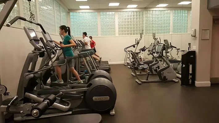 Rented by Century 21 New Golden Age Realty | media 18