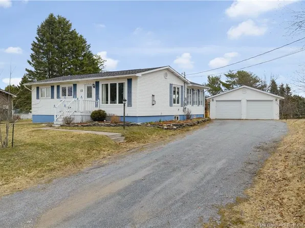 13 Cougle Rd, Sussex Corner, NB E4E 2S5