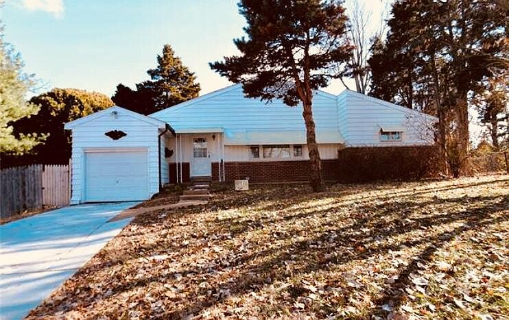 1st image of 7800 Faraway Dr