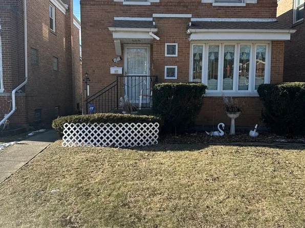6642 N Sacramento Ave, Chicago, IL 60645