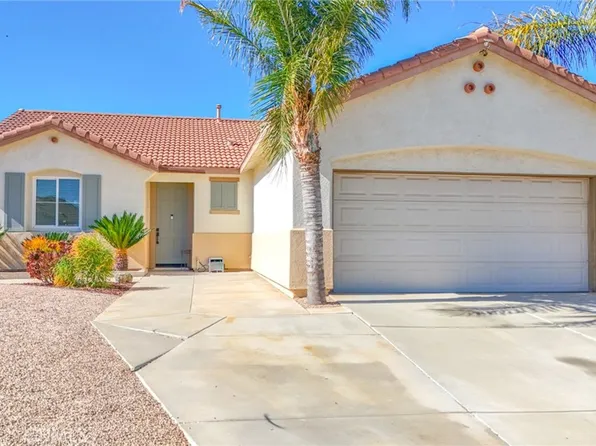 2820 Lake View Dr, Perris, CA 92571