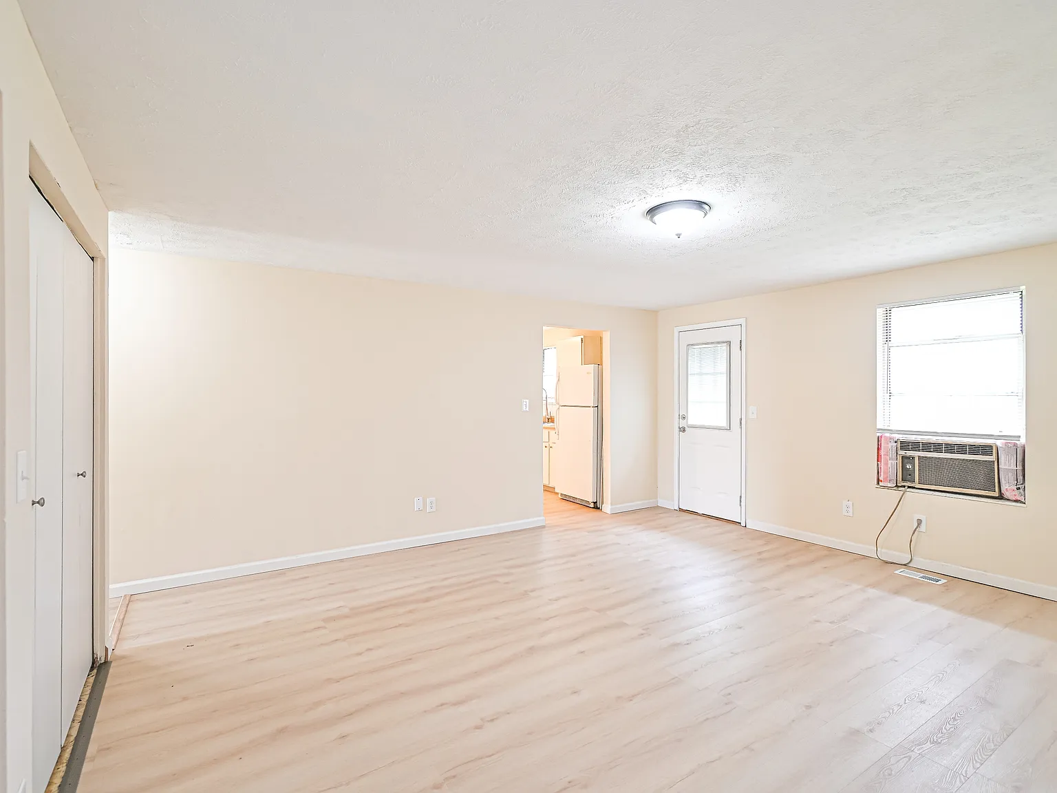 6171 Little Creek Court - 1 — Photo 2