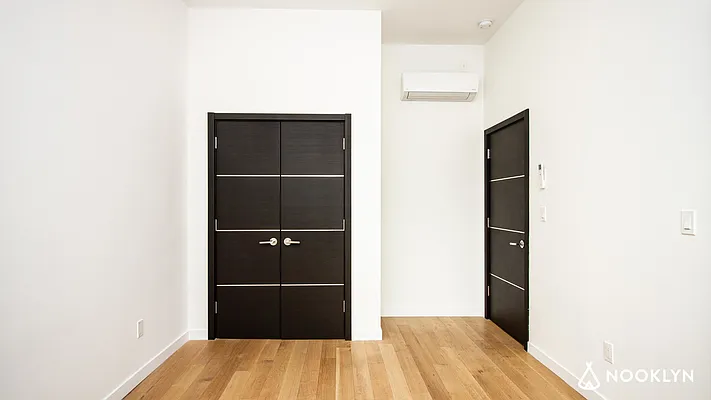 Rented by Nooklyn NYC LLC | media 83