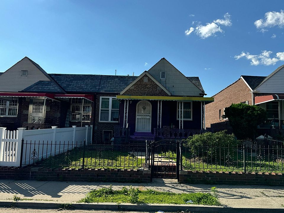 1st image of 183-17 Dunlop Ave