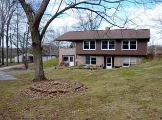 617 Saint Johns Rd, Littlestown, PA 17340