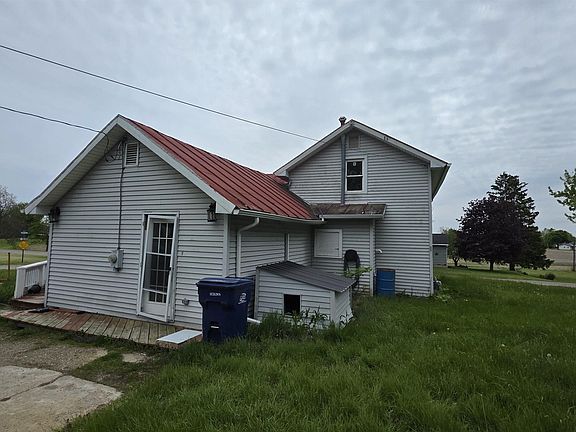 4th image of 9358 E Market Rd