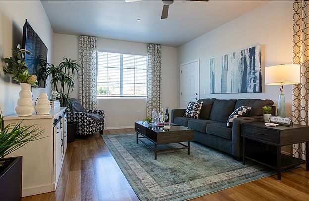 1st image of 4267 N 4th Ave #401