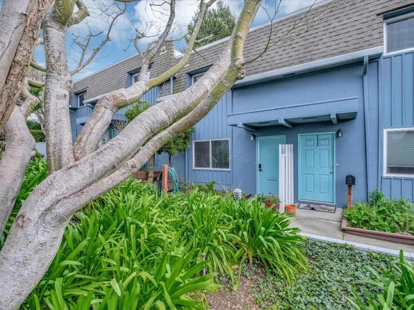 7555 Sunset Way APT 8, Aptos, CA 95003