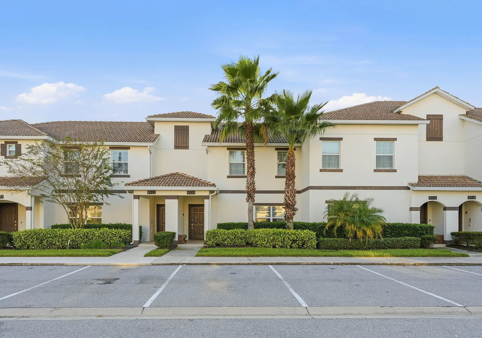 Relaxing 4BR Villa with Pool in Champions Gate — Photo 4