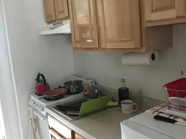 121 Baxter Street image 1 of 3