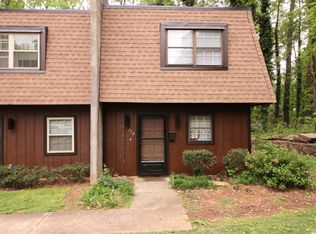 715 Cedar Pointe Ct SW, Marietta, GA 30008