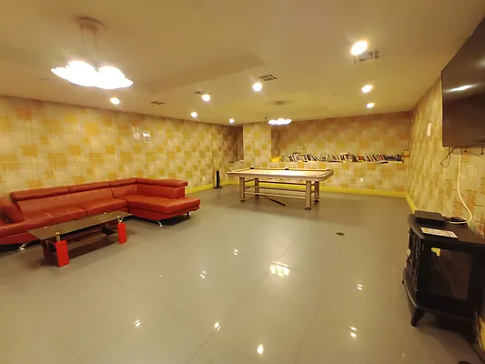 Rented by City Vista Inc | media 12