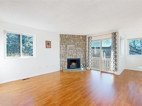 5th image of 4320 S Andes Way #102