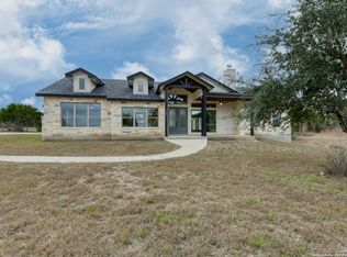 140 Horsehoe Falls, Bandera, TX 78003