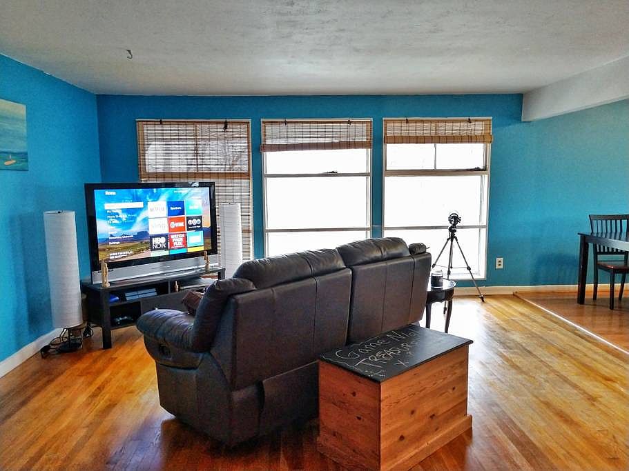 1st image of 2115 Ward Hill Ave