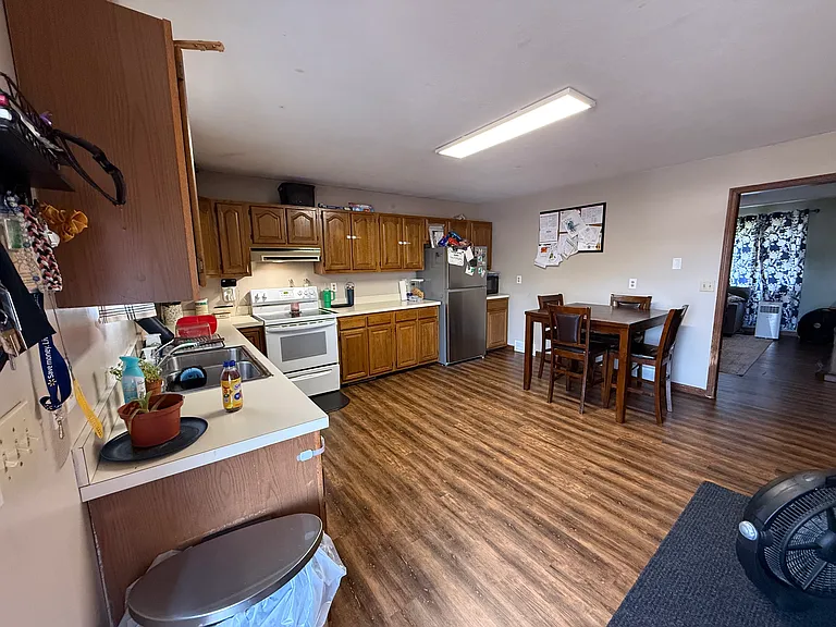 200-275 Galavotti Pl — Photo 2