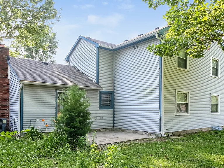 1112 Delray Dr — Photo 17