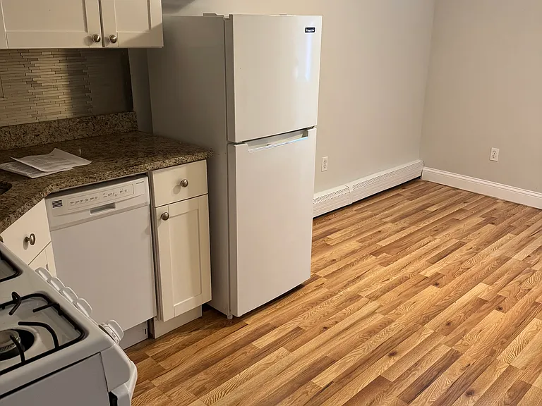 21 Sheafe St #8 — Photo 21