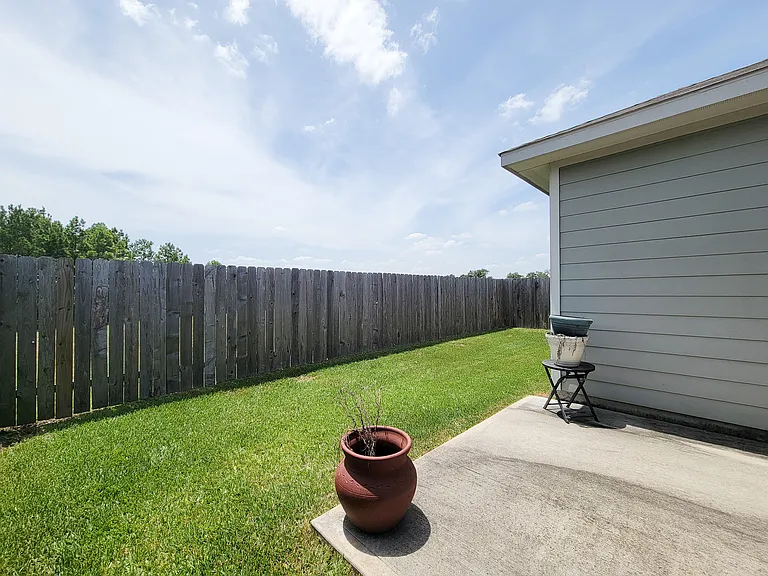 25395 Northpark Lake Dr — Photo 34