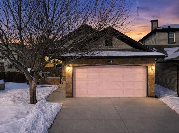 123 E Kincora Vw NW, Calgary, AB T3R 1M3