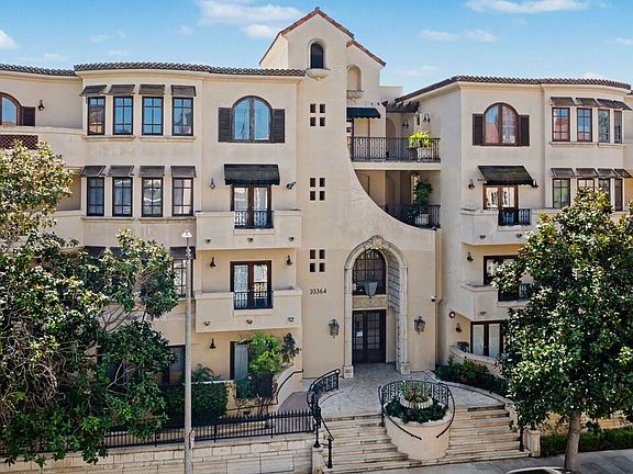 3rd image of 10364 Almayo Ave APT 304