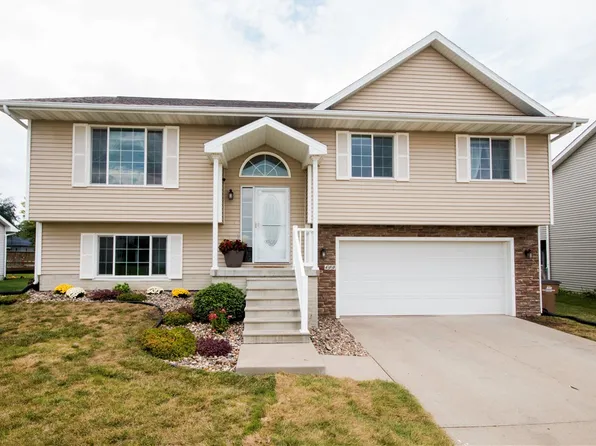 400 3rd St SE, Bondurant, IA 50035