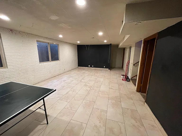 1336 W 13th St — Photo 30