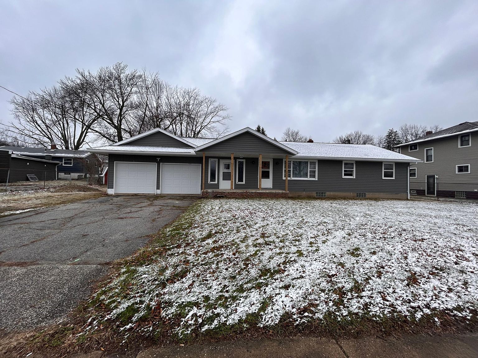 2851 Albrecht Ave, Akron, OH 44312 Zillow