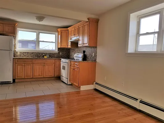 Rented by East Hudson Realty | media 3