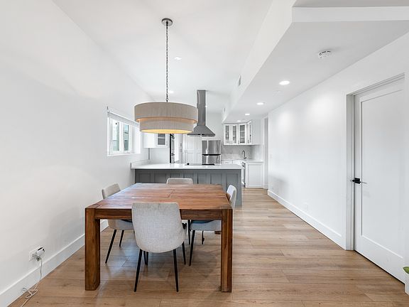 4th image of 3848 Harrison Ave